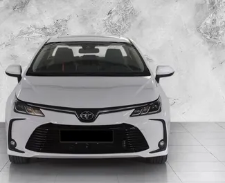 Autohuur Toyota Corolla Sedan 2024 in in Azerbeidzjan, met Hybride brandstof en  pk ➤ Vanaf 75 AZN per dag.