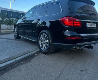 Verhuur Mercedes-Benz GL450. Premium, Luxe, SUV Auto te huur in Georgië ✓ Borg van Zonder Borg ✓ Verzekeringsmogelijkheden TPL, CDW, Diefstal.