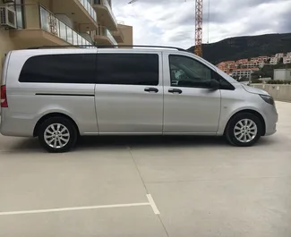 Vooraanzicht van een huurauto Mercedes-Benz Vito Tourer Pro in Becici, Montenegro ✓ Auto #12178. ✓ Transmissie Automatisch TM ✓ 0 beoordelingen.