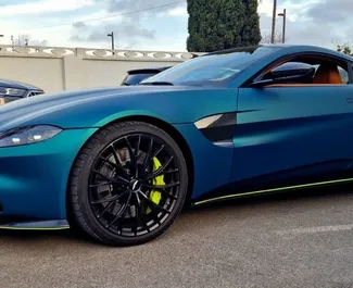 Autohuur Aston Martin Vantage 2024 in in Spanje, met Gas brandstof en  pk ➤ Vanaf 1000 EUR per dag.