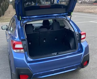 Benzine motor van 2,0L van Subaru Crosstrek 2020 te huur in Tbilisi.