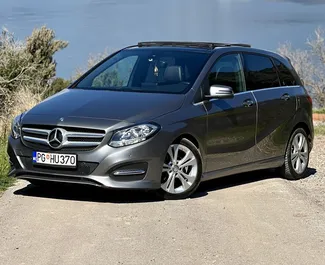 Vooraanzicht van een huurauto Mercedes-Benz B-Class in Budva, Montenegro ✓ Auto #12504. ✓ Transmissie Automatisch TM ✓ 0 beoordelingen.