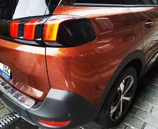 Diesel motor van 1,6L van Peugeot 5008 2024 te huur in Istanbul.