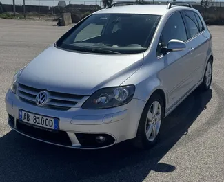 Autohuur Volkswagen Golf Plus 2010 in in Albanië, met Diesel brandstof en 105 pk ➤ Vanaf 15 EUR per dag.