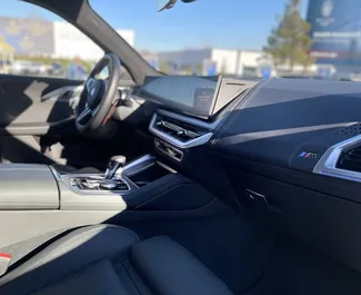 BMW XM 2025 met Aandrijving op alle wielen systeem, beschikbaar in Tbilisi.