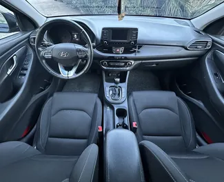 Diesel motor van 1,6L van Hyundai i30 2019 te huur in Becici.