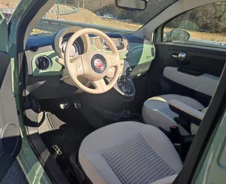 Benzine motor van 1,4L van Fiat 500 Cabrio 2017 te huur in Tbilisi.
