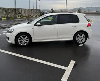 Verhuur Volkswagen Golf 6. Economy, Comfort Auto te huur in Albanië ✓ Borg van Borg van 100 EUR ✓ Verzekeringsmogelijkheden TPL, Buitenland.