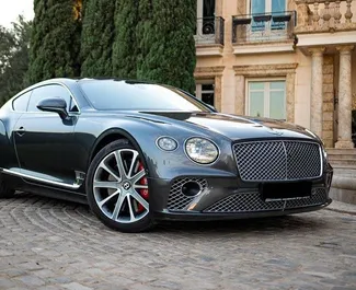 Vooraanzicht van een huurauto Bentley Continental GTC in Alicante, Spanje ✓ Auto #12312. ✓ Transmissie Automatisch TM ✓ 0 beoordelingen.