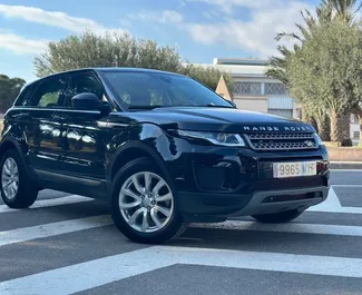 Vooraanzicht van een huurauto Land Rover Range Rover Evoque in Alicante, Spanje ✓ Auto #12313. ✓ Transmissie Automatisch TM ✓ 0 beoordelingen.