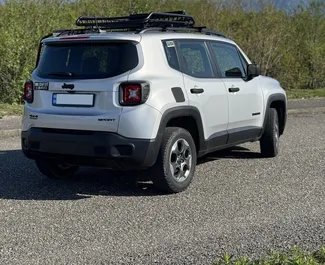 Verhuur Jeep Renegade. Economy, Comfort, Crossover Auto te huur in Georgië ✓ Borg van Borg van 300 GEL ✓ Verzekeringsmogelijkheden TPL, SCDW, FDW, Passagiers, Diefstal, Jonge.