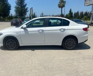 Autohuur Fiat Egea 2025 in in Turkije, met Benzine brandstof en 90 pk ➤ Vanaf 29 USD per dag.