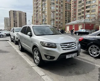 Autohuur Hyundai Santa Fe 2012 in in Azerbeidzjan, met Diesel brandstof en 198 pk ➤ Vanaf 65 AZN per dag.