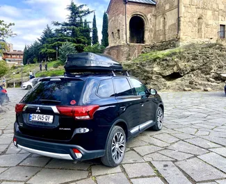 Autohuur Mitsubishi Outlander Xl 2018 in in Georgië, met Benzine brandstof en 170 pk ➤ Vanaf 85 GEL per dag.