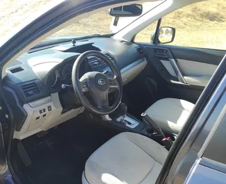 Benzine motor van 2,5L van Subaru Forester 2016 te huur in Tbilisi.
