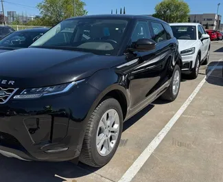 Land Rover Range Rover Evoque 2020 beschikbaar voor verhuur in Barcelona, met een kilometerlimiet van 250 km/dag.