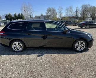 Autohuur Peugeot 308 SW 2015 in in Albanië, met Diesel brandstof en  pk ➤ Vanaf 15 EUR per dag.