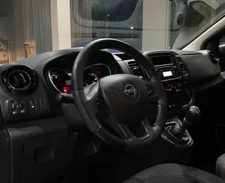 Verhuur Opel Vivaro. Economy, Comfort, Minivan Auto te huur in Albanië ✓ Borg van Borg van 400 EUR ✓ Verzekeringsmogelijkheden TPL, CDW, SCDW, Buitenland, Jonge, Geen storting.