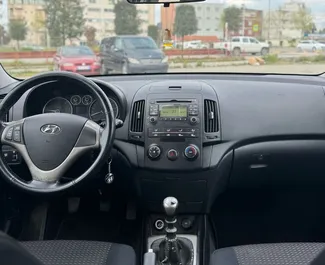 Diesel motor van 1,6L van Hyundai i30 2010 te huur in Durrës.