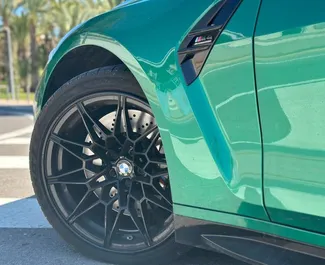 BMW M4 Competition 2023 beschikbaar voor verhuur in Alicante, met een kilometerlimiet van 150 km/dag.