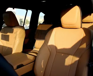 Verhuur Lexus LX570. Premium, Luxe, Crossover Auto te huur in de VAE ✓ Borg van Borg van 2500 AED ✓ Verzekeringsmogelijkheden TPL.