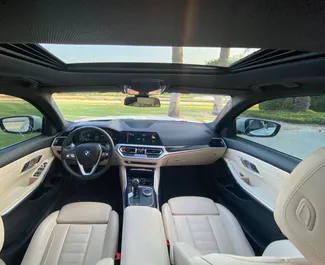 Autohuur BMW 330i #13264 Automatisch in Dubai, uitgerust met 2,0L motor ➤ Van Mohammad in de VAE.
