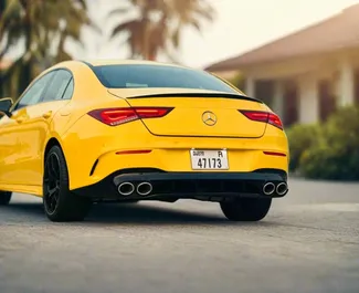 Mercedes-Benz CLA250 2022 beschikbaar voor verhuur in Dubai, met een kilometerlimiet van onbeperkt.