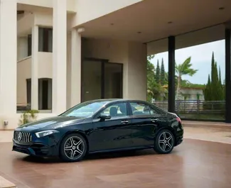 Autohuur Mercedes-Benz A220 2022 in in de VAE, met Benzine brandstof en 190 pk ➤ Vanaf 325 AED per dag.