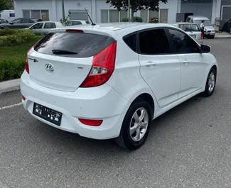 Verhuur Hyundai Accent Blue. Economy, Comfort Auto te huur in Albanië ✓ Borg van Zonder Borg ✓ Verzekeringsmogelijkheden TPL, CDW, SCDW, FDW, Buitenland.