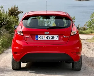 Verhuur Ford Fiesta Ecoboost. Economy Auto te huur in Montenegro ✓ Borg van Borg van 200 EUR ✓ Verzekeringsmogelijkheden TPL, FDW, Buitenland.