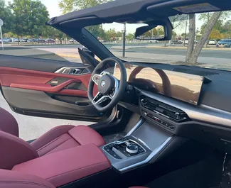 Autohuur BMW 420i Cabrio 2025 in in de VAE, met Benzine brandstof en 184 pk ➤ Vanaf 549 AED per dag.