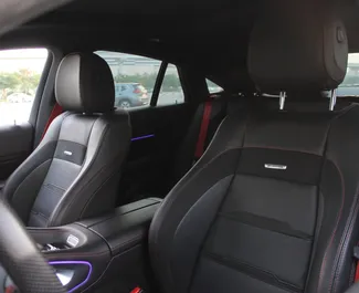 Benzine motor van 3,0L van Mercedes-Benz GLE63-S Coupe 2021 te huur in Dubai.