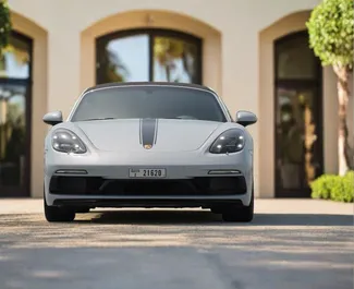 Vooraanzicht van een huurauto Porsche 718 Boxster in Dubai, Verenigde Arabische Emiraten ✓ Auto #13351. ✓ Transmissie Automatisch TM ✓ 0 beoordelingen.