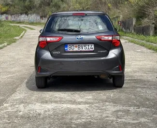 Verhuur Toyota Yaris. Economy, Comfort Auto te huur in Montenegro ✓ Borg van Borg van 200 EUR ✓ Verzekeringsmogelijkheden TPL, CDW, SCDW, FDW, Buitenland.