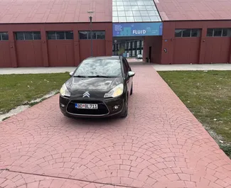 Diesel motor van 1,6L van Citroen C3 2014 te huur in Budva.
