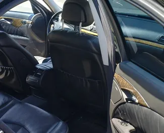 Verhuur Mercedes-Benz E220. Premium Auto te huur in Albanië ✓ Borg van Borg van 100 EUR ✓ Verzekeringsmogelijkheden TPL, SCDW, Buitenland.