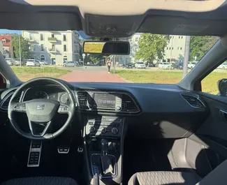 Diesel motor van 1,6L van SEAT Leon 2016 te huur in Budva.