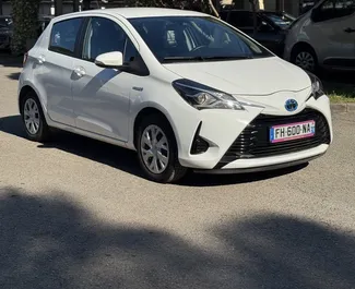 Verhuur Toyota Yaris. Economy, Comfort Auto te huur in Montenegro ✓ Borg van Borg van 200 EUR ✓ Verzekeringsmogelijkheden TPL, CDW, SCDW, FDW, Buitenland.
