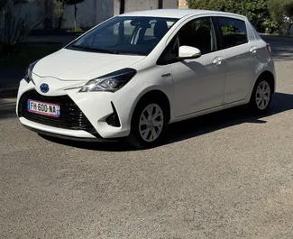 Autohuur Toyota Yaris #13129 Automatisch in Budva, uitgerust met 1,5L motor ➤ Van Luka in Montenegro.