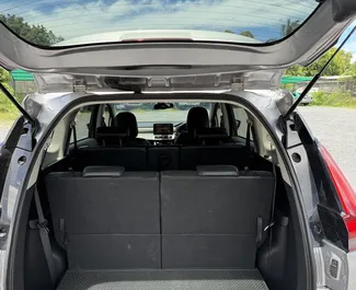 Autohuur Mitsubishi Xpander 2024 in in Thailand, met Benzine brandstof en 105 pk ➤ Vanaf 1700 THB per dag.