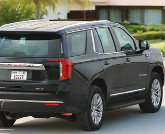 Verhuur GMC Yukon. Premium, Luxe, SUV Auto te huur in de VAE ✓ Borg van Borg van 2500 AED ✓ Verzekeringsmogelijkheden TPL.