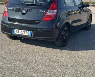Autohuur Hyundai i30 2010 in in Albanië, met Diesel brandstof en 80 pk ➤ Vanaf 12 EUR per dag.
