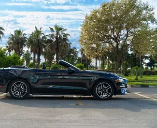 Verhuur Ford Mustang Cabrio. Premium, Luxe, Cabriolet Auto te huur in Georgië ✓ Borg van Borg van 200 GEL ✓ Verzekeringsmogelijkheden TPL, FDW.