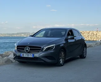 Vooraanzicht van een huurauto Mercedes-Benz A180 cdi in Durrës, Albanië ✓ Auto #13173. ✓ Transmissie Automatisch TM ✓ 0 beoordelingen.