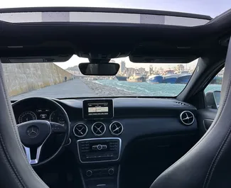 Diesel motor van 1,5L van Mercedes-Benz A180 cdi 2017 te huur in Durrës.