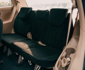 Verhuur Kia Carnival. Comfort, Crossover, Minivan Auto te huur in Oezbekistan ✓ Borg van Borg van 400 USD ✓ Verzekeringsmogelijkheden TPL.