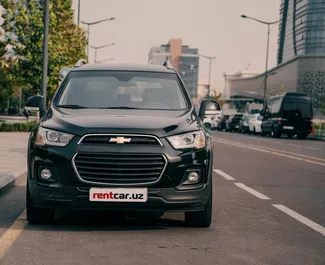 Vooraanzicht van een huurauto Chevrolet Captiva in Tasjkent, Oezbekistan ✓ Auto #6836. ✓ Transmissie Automatisch TM ✓ 1 beoordelingen.