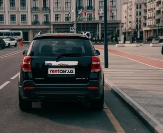 Autohuur Chevrolet Captiva 2018 in in Oezbekistan, met Benzine brandstof en 167 pk ➤ Vanaf 70 USD per dag.