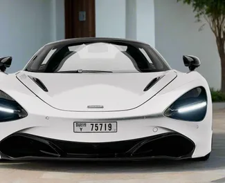 Vooraanzicht van een huurauto McLaren 720S in Dubai, Verenigde Arabische Emiraten ✓ Auto #13496. ✓ Transmissie Automatisch TM ✓ 0 beoordelingen.