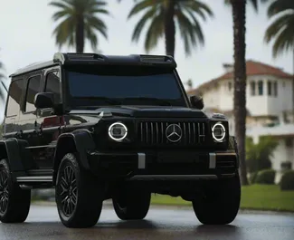 Verhuur Mercedes-Benz G63 AMG. Premium, Luxe, SUV Auto te huur in de VAE ✓ Borg van Borg van 2500 AED ✓ Verzekeringsmogelijkheden TPL.